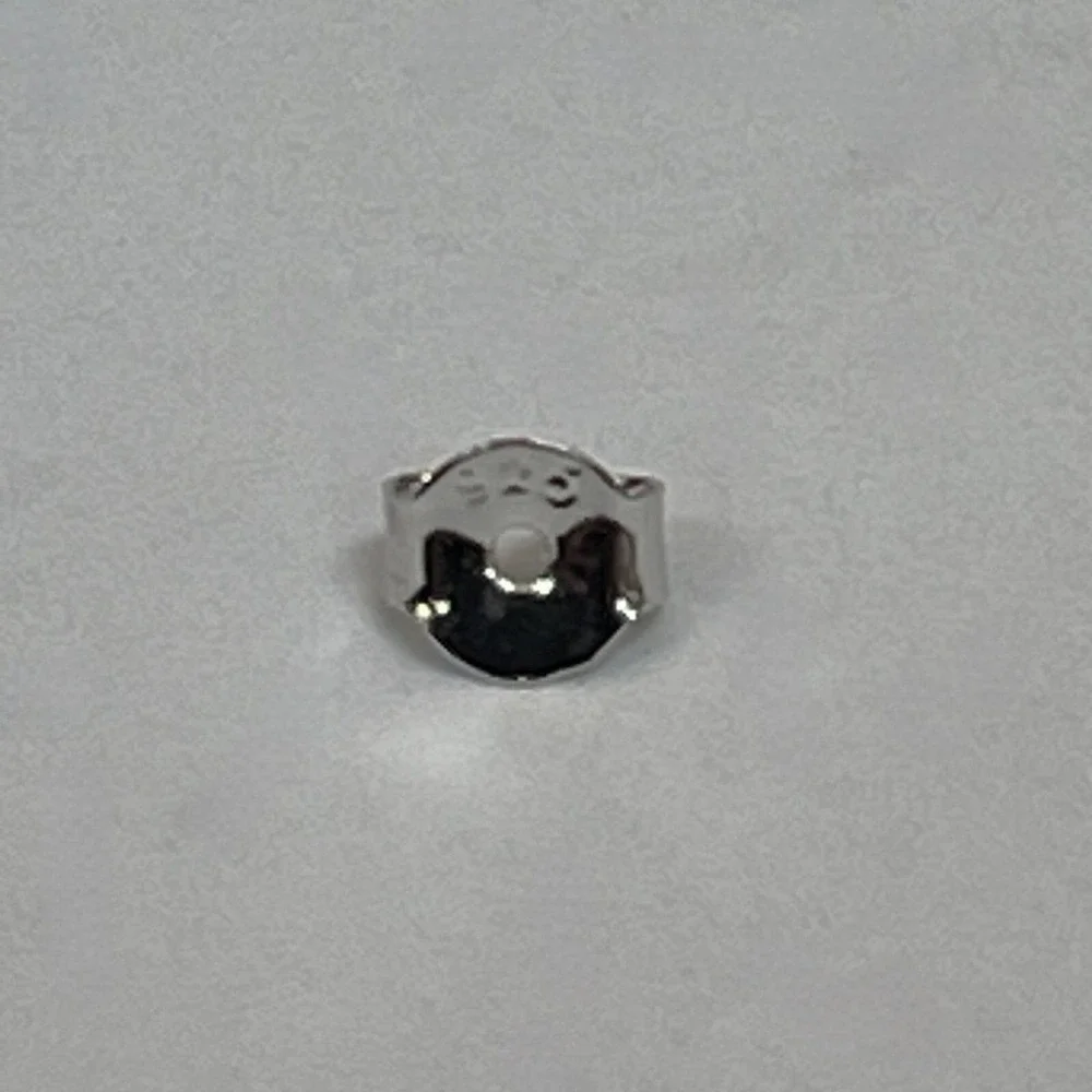 Girls Stud Earrings Pave Circle 1‎ cm across .925 Sterling Silver NWOT